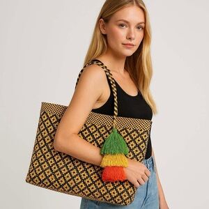 Waterproof Beach mexican plastic basket yellow gold and black